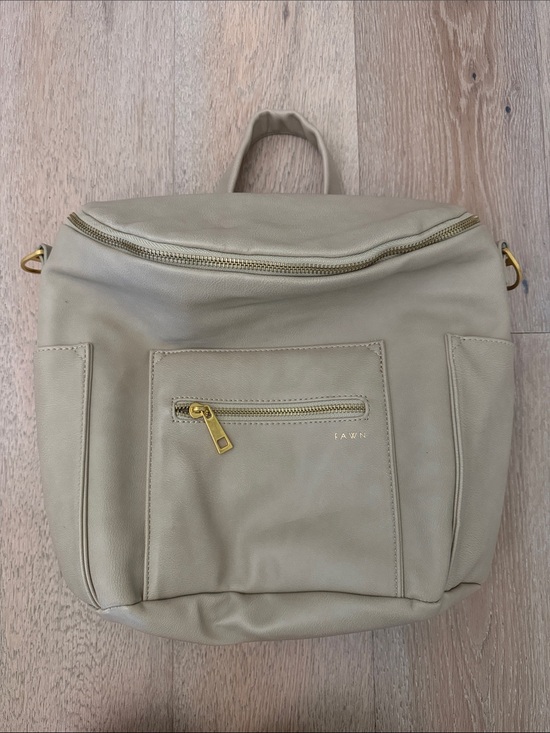 fawn design mini backpack The Dont let the name fool you Fawn Design Diaper Bag: What's